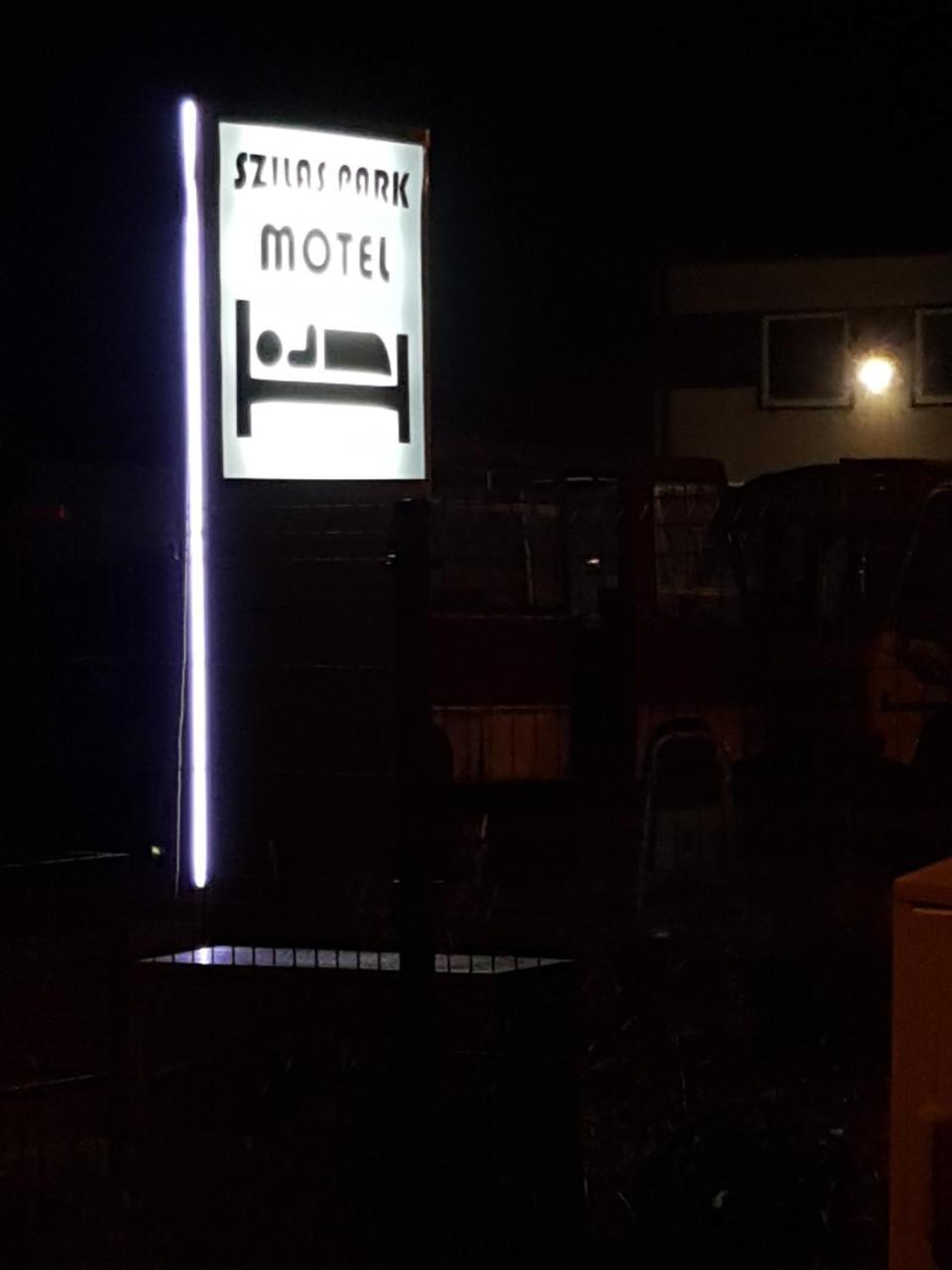 Szilas Park Motel Nagytarcsa Esterno foto
